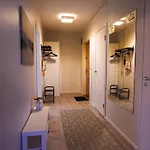 Huoneisto Family Retreat Near Train&kuusijärvi Vantaa