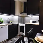 Guestfirst- Family Retreat Near Train & Kuusijärvi * ヴァンター
