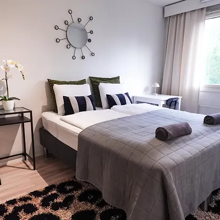 Family Retreat Near Train And Kuusijärvi 公寓