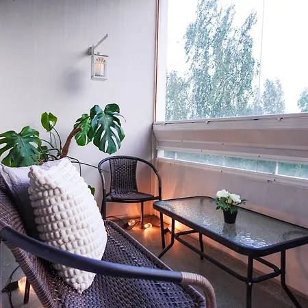 Family Retreat Near Train And Kuusijärvi 公寓 *