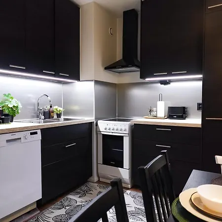 Family Retreat Near Train And Kuusijärvi * 万塔