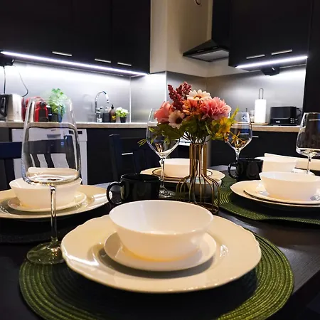 Family Retreat Near Train And Kuusijärvi 公寓