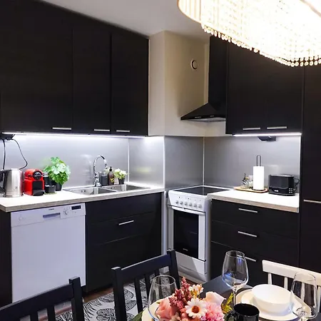 Family Retreat Near Train And Kuusijärvi 公寓 万塔