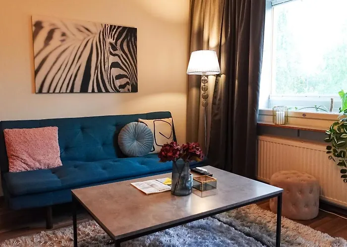 Family Retreat Near Train And Kuusijärvi Vantaa